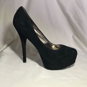 Zigi Soho “Staple” Black Suede Leather Pumps Sz 9